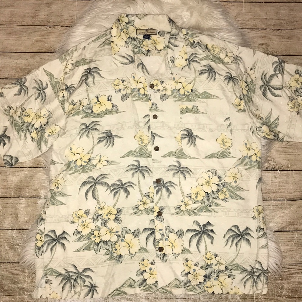 Tommy Bahama Silk Tropical Hawaiian Button Shirt
